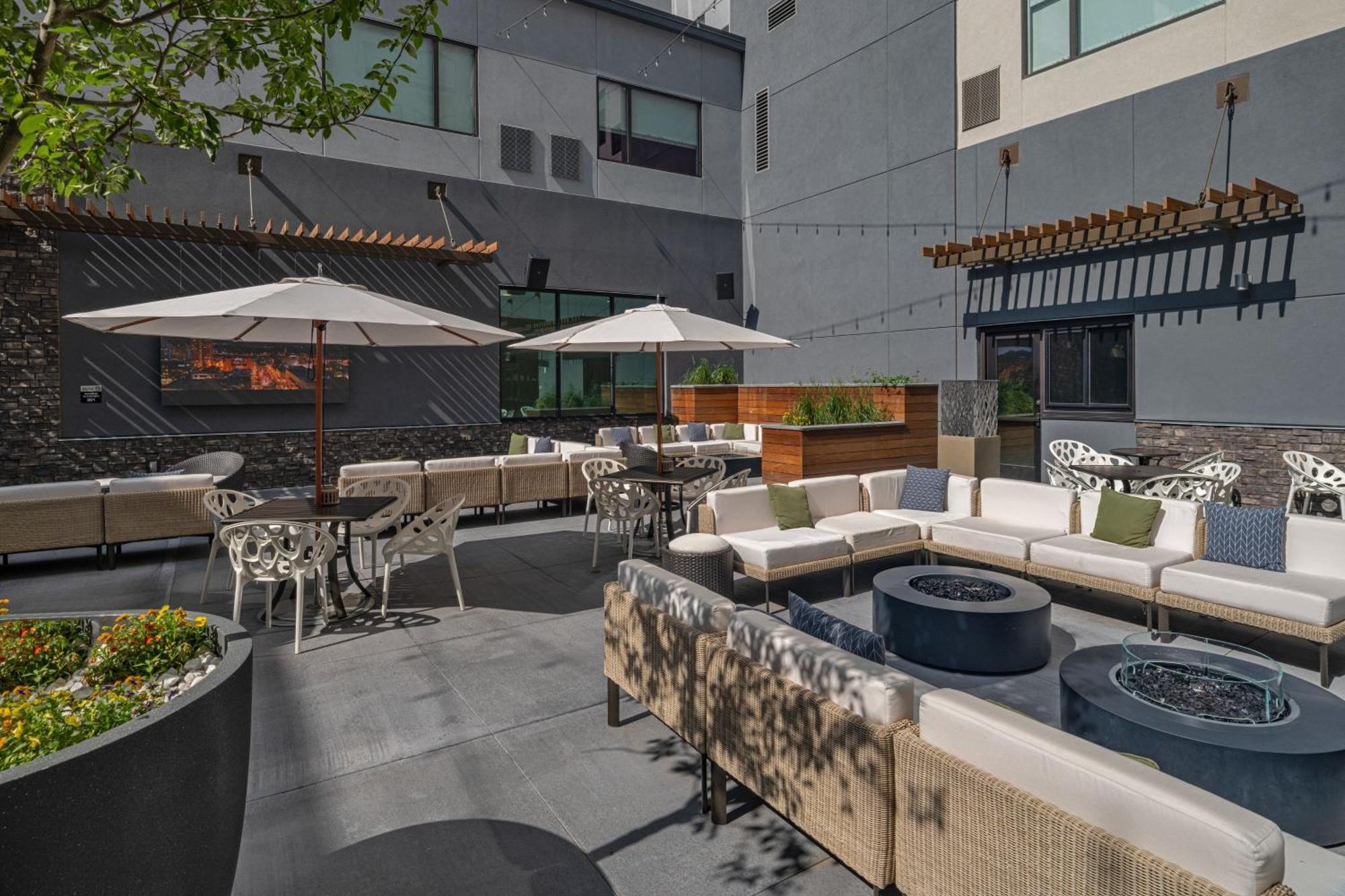 Hotel Element Colorado Springs Downtown Exterior foto